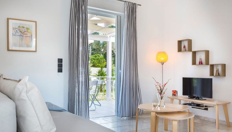 Cypress Garden Villas - Σβορωνάτα, Κεφαλονιά