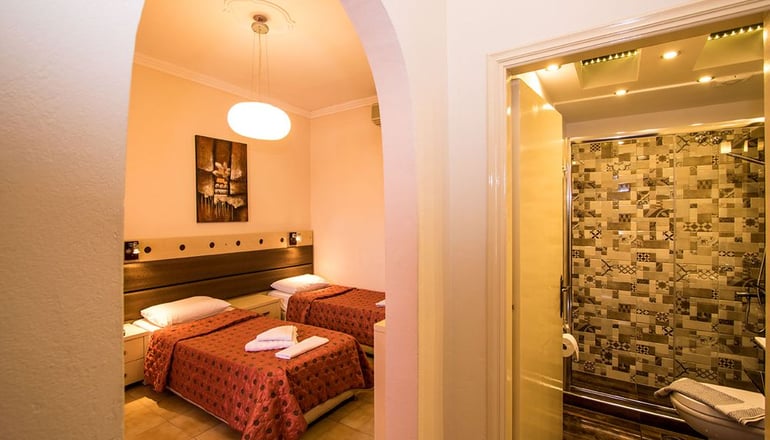 Semiramis Guesthouse - Αδάμαντας, Μήλος