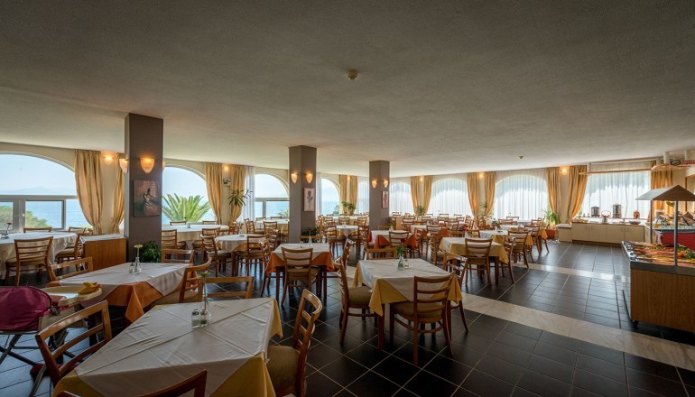 4* Pavlina Beach Hotel