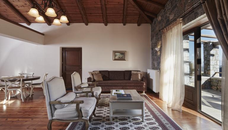 Nefeles Luxury Residence & Lounge