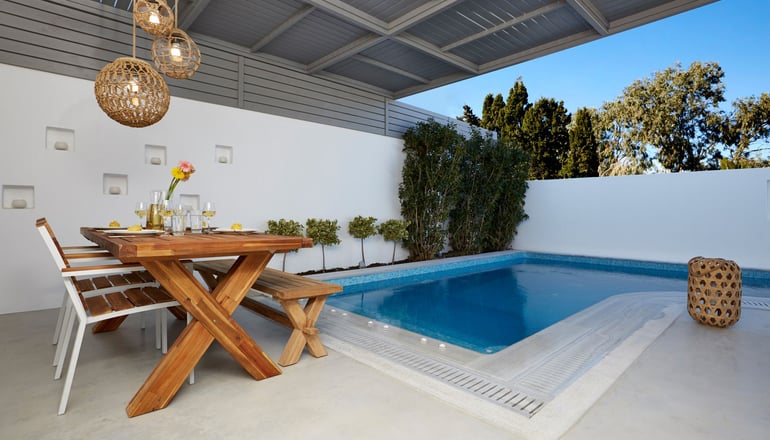Eolia Kamari Villa
