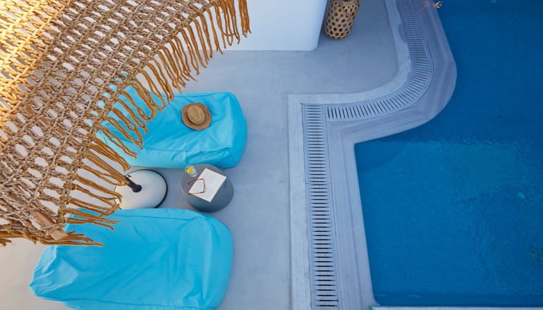 Eolia Kamari Villa