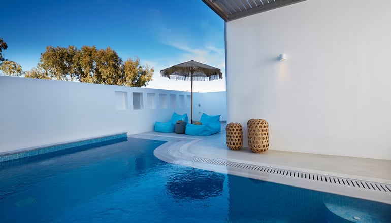 Eolia Kamari Villa
