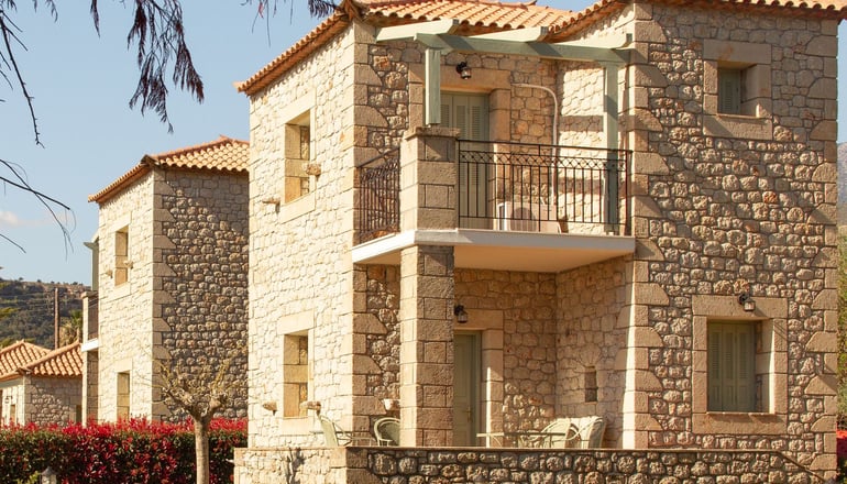 Lithos Stoupa Villas