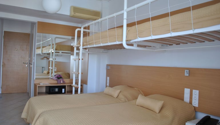 Hotel Sissy - Καμένα Βούρλα