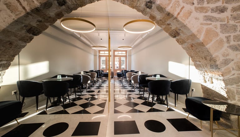 4* Castellano Hotel & Suites