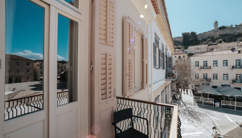 4* Castellano Hotel & Suites