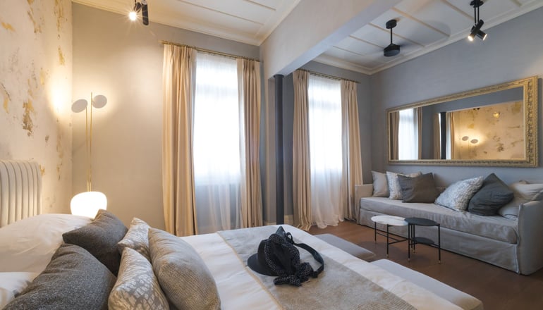 4* Castellano Hotel & Suites