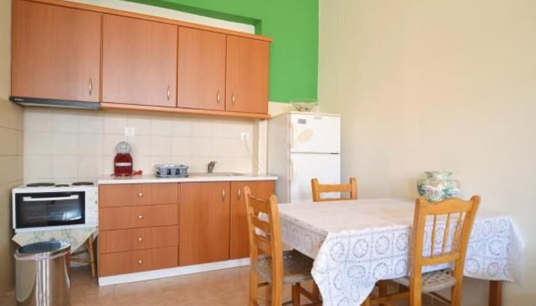 Sofia Limeni Apartments