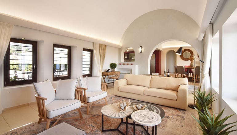 Irene Villa Santorini