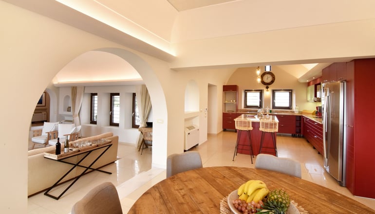 Irene Villa Santorini