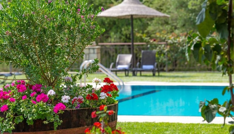 Agrikia Villa - Varvarigos Houses