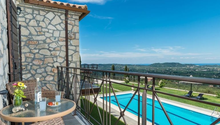 Agrikia Villa - Varvarigos Houses