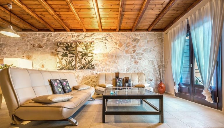 Agrikia Villa - Varvarigos Houses