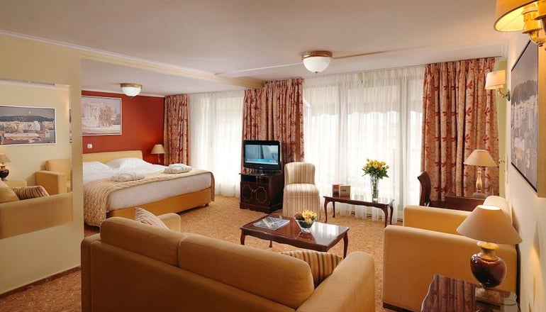 4* Titania Hotel - Αθήνα