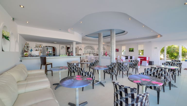 Villa Olympia Santorini