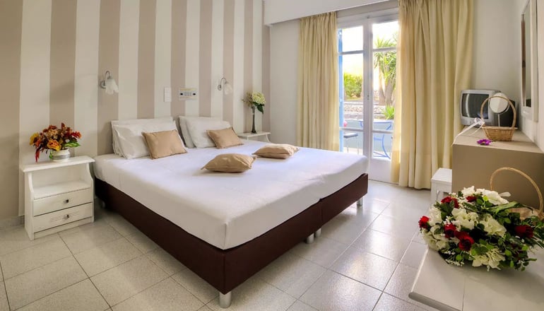 Villa Olympia Santorini