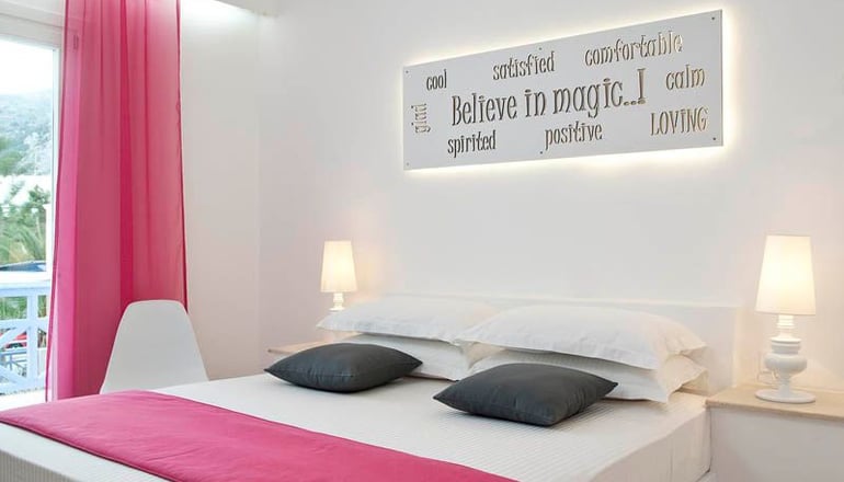 Acqua Vatos Santorini - Καμάρι, Σαντορίνη