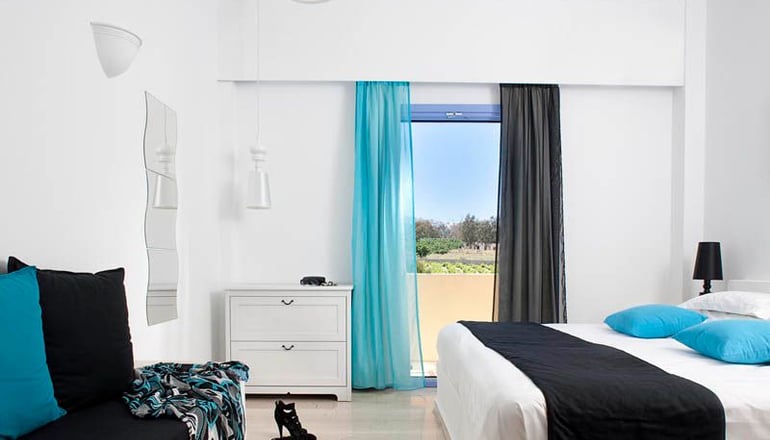 Acqua Vatos Santorini - Καμάρι, Σαντορίνη