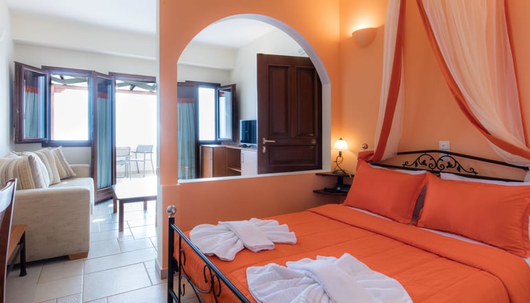 Amerisa Suites Santorini