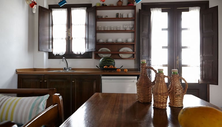 Anna Traditional Apartments - Καμάρι, Σαντορίνη