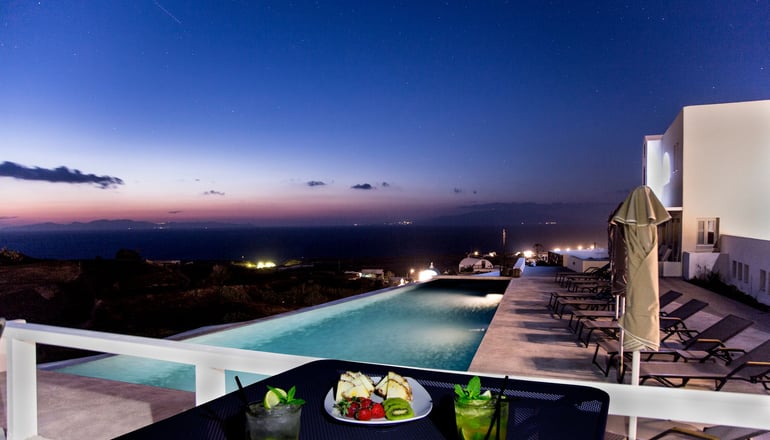 4* Aplai Dome - Οία, Σαντορίνη