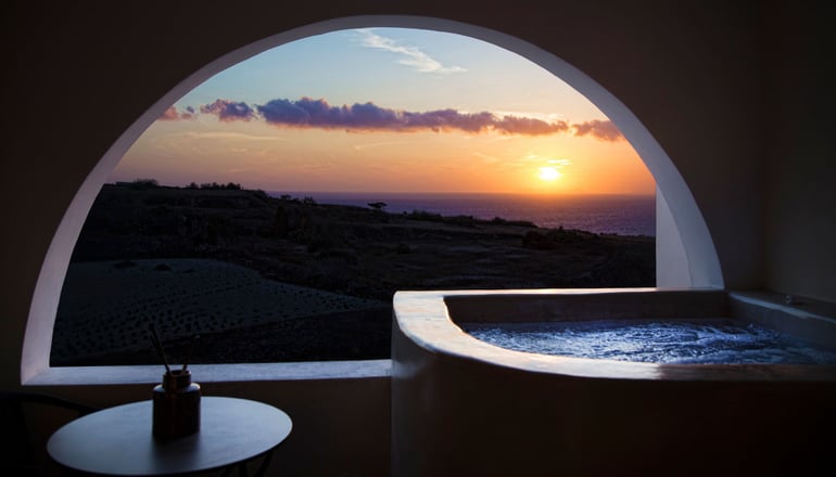 4* Aplai Dome - Οία, Σαντορίνη