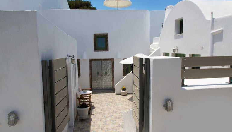 Ayoba Santorini - Ημεροβίγλι, Σαντορίνη