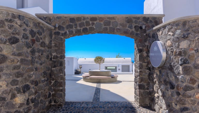 4* White Harmony Suites - Μεγαλοχώρι, Σαντορίνη