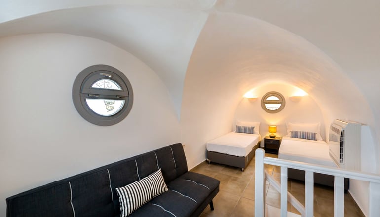4* White Harmony Suites - Μεγαλοχώρι, Σαντορίνη