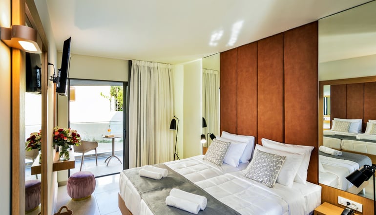 4* Elia Agia Marina