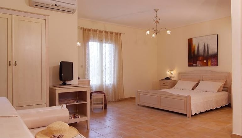 Mediterranean Hotel - Στελίδα, Νάξος