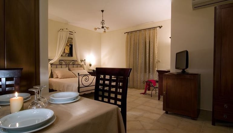 Mediterranean Hotel - Στελίδα, Νάξος