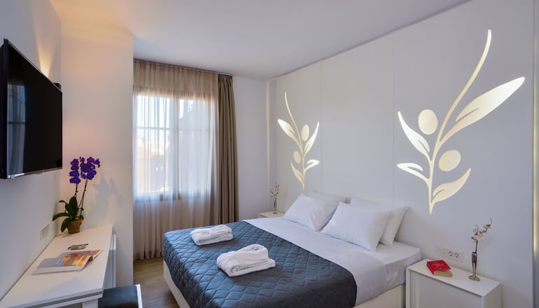 Elia Portou Luxury Residence
