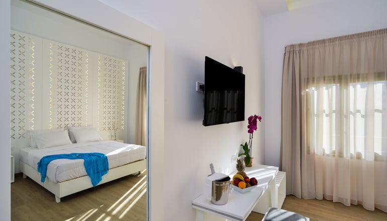 Elia Portou Luxury Residence