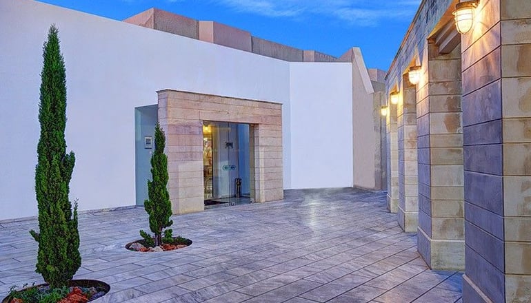 4* Santa Marina Beach Hotel