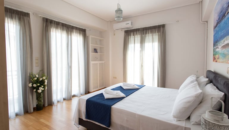 Blue Ark Elegant Athens