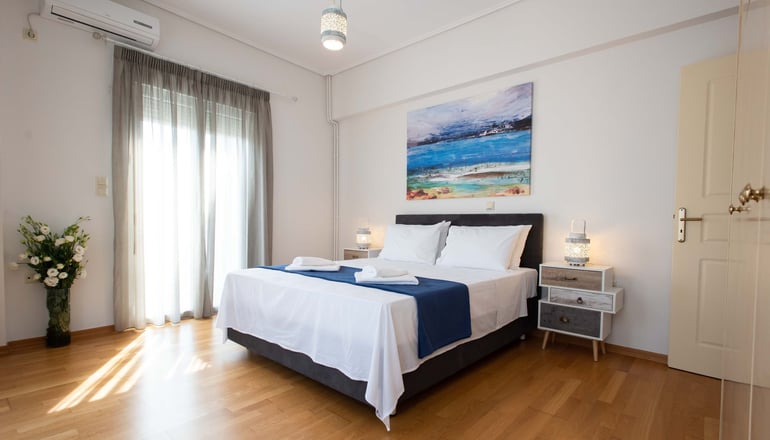 Blue Ark Elegant Athens