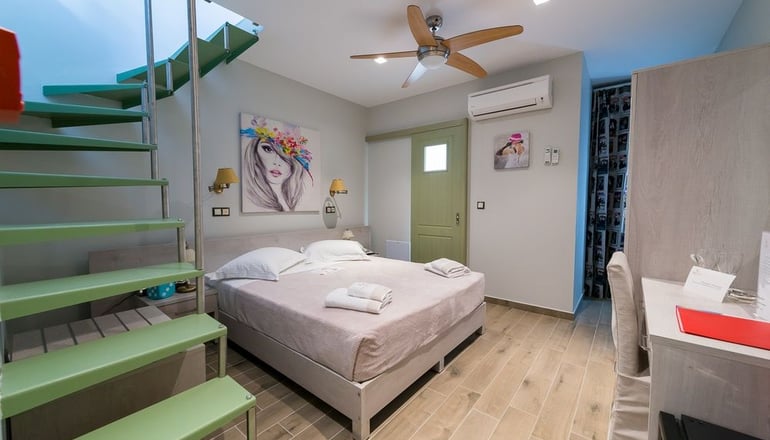 4* Fiscardonna Luxury Suites