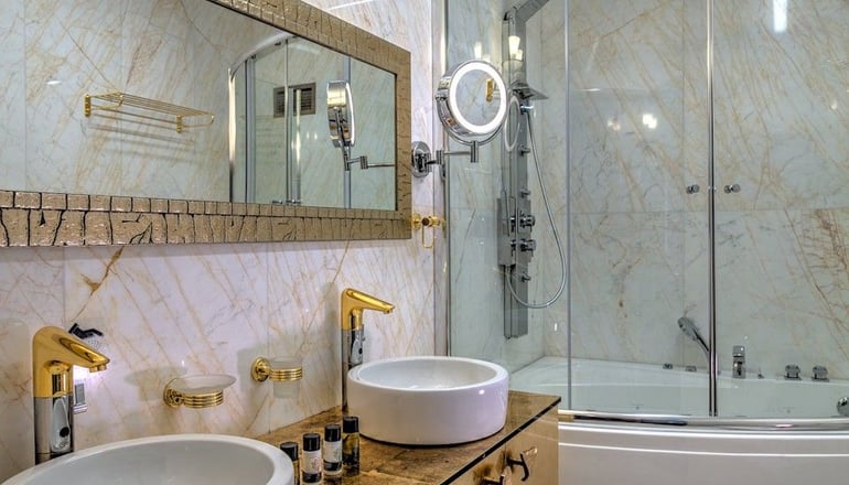 4* Fiscardonna Luxury Suites