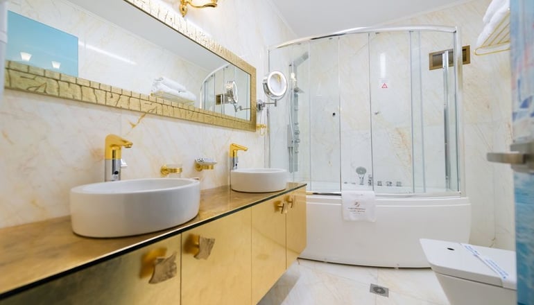 4* Fiscardonna Luxury Suites