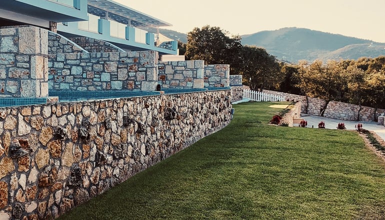 4* Aliv stone suites & spa