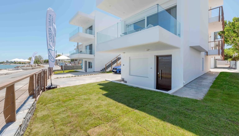 Costa Vasia Suites & Apartments - Βραχάτι Κορινθίας