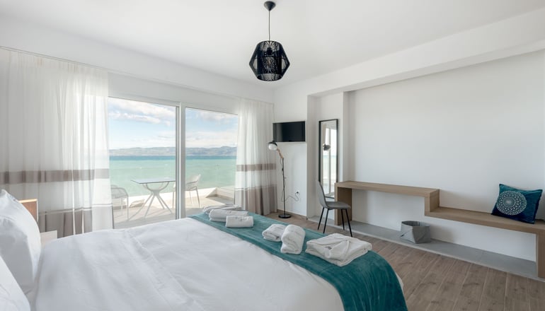 Costa Vasia Suites & Apartments - Βραχάτι Κορινθίας