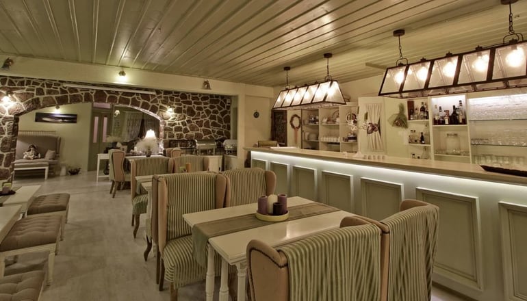 4* Skamnos Boutique Hotel