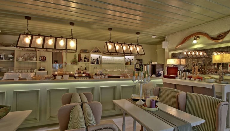 4* Skamnos Boutique Hotel