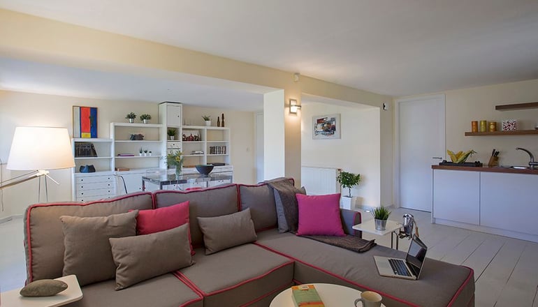Athenian Homes - Αθήνα