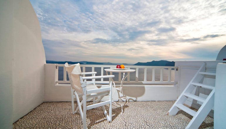 Delfini Hotel Santorini