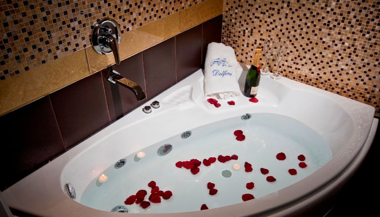 Delfini Hotel Santorini