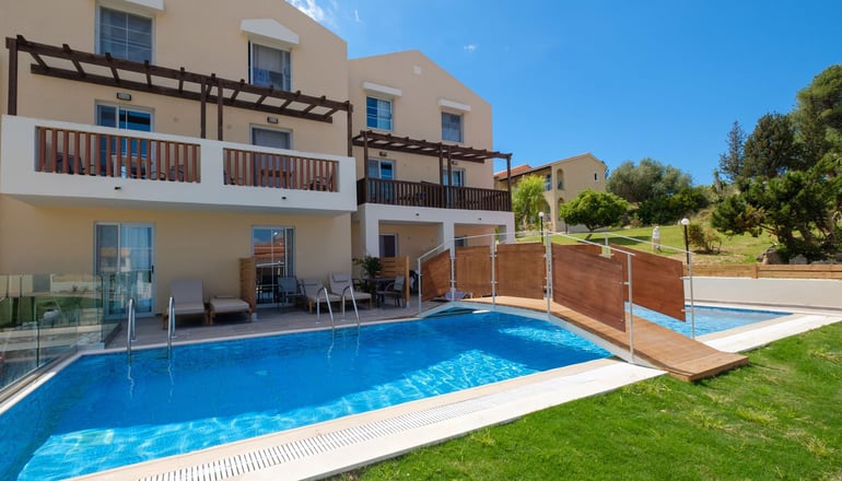 4* Akron Seascape Resort, a member of Brown Hotels